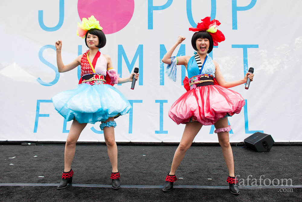 Yanakiku Performs at J-Pop Summit 2014