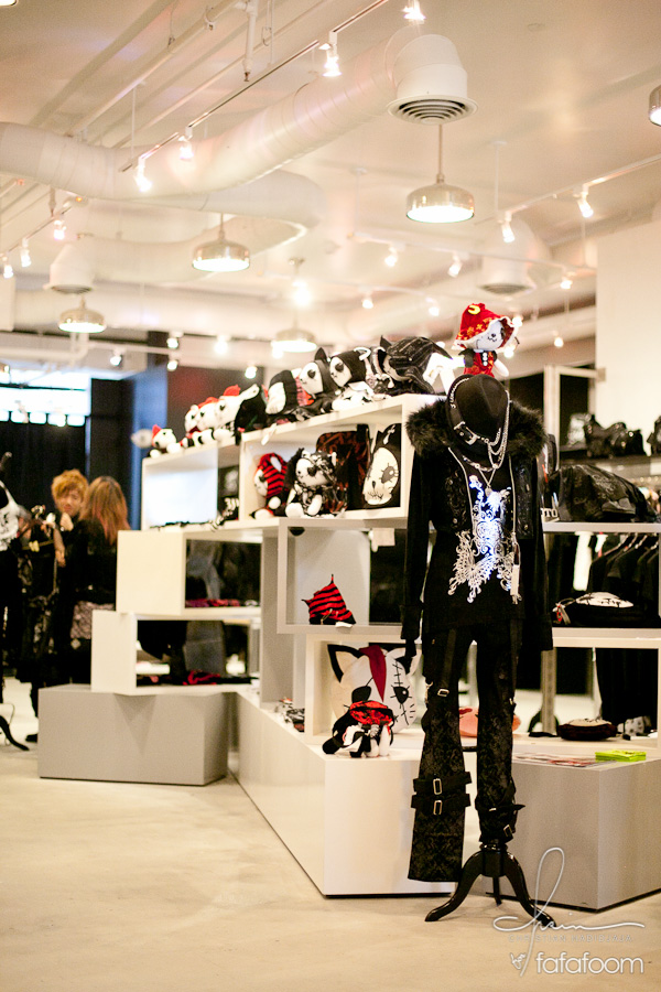 hNaoto SF Store Opening