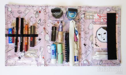 DIY Travel Makeup Case: Staying Organized On the Go