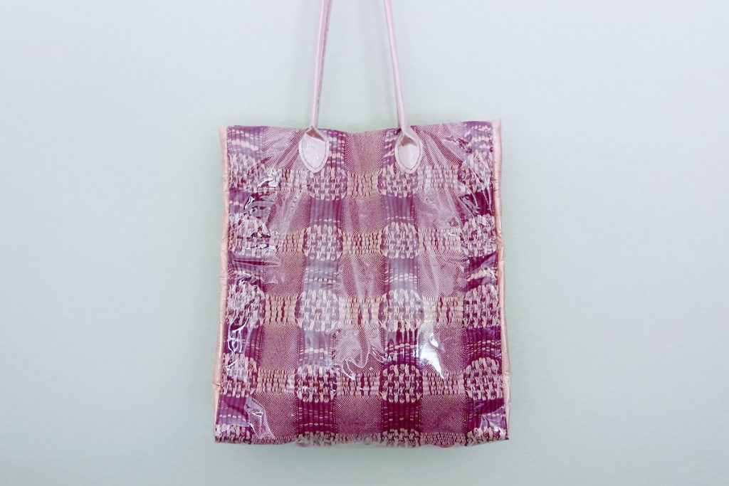 DIY Handwoven Tote Bag with Vinyl Cover - fafafoom.com